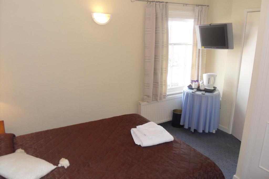The Dodington Lodge Hotel Whitchurch  Cameră foto